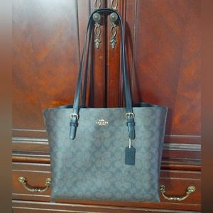 Coach Mollie tote